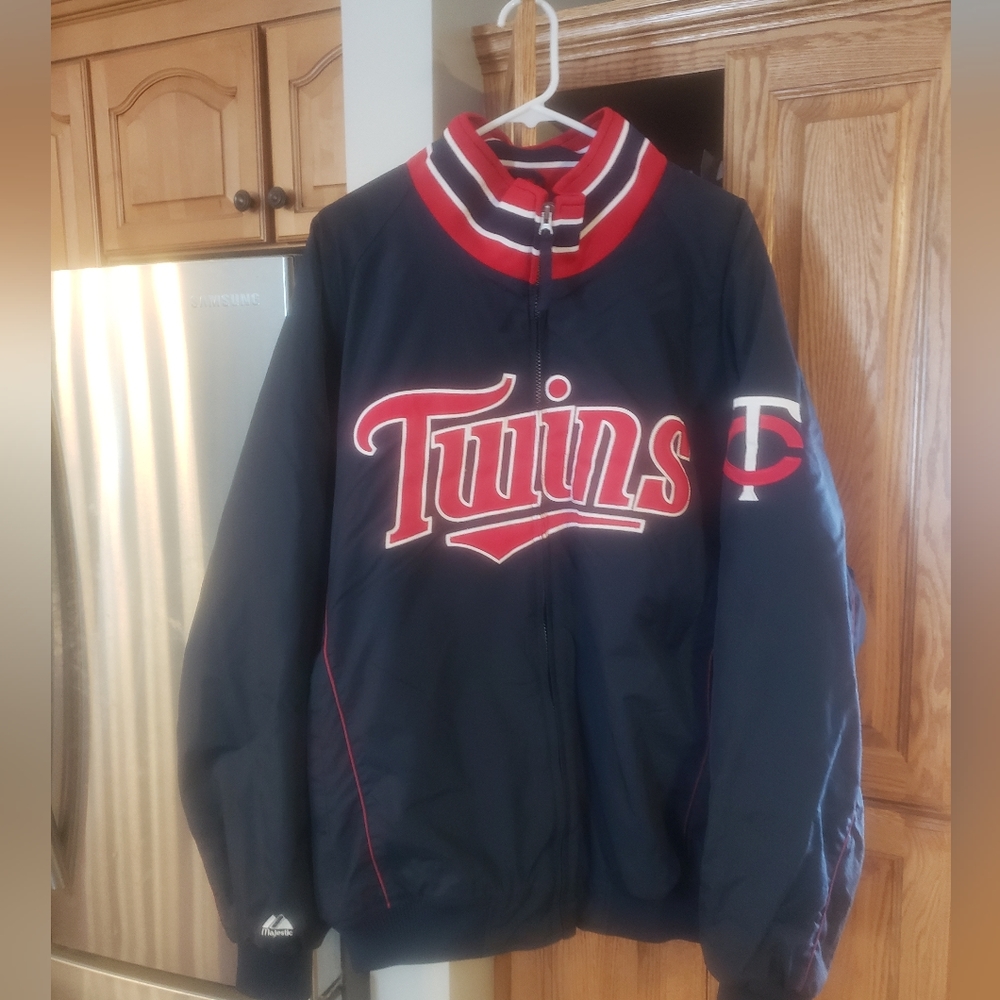MINNESOTA TWINS MENS WINTER JACKET XXL